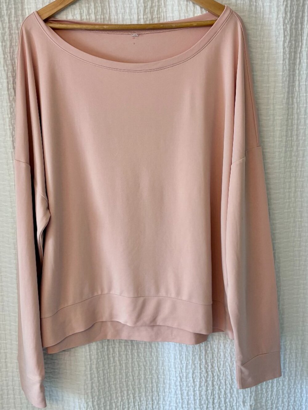 Fabletics by Kate Hudson Oversized Top Size XL